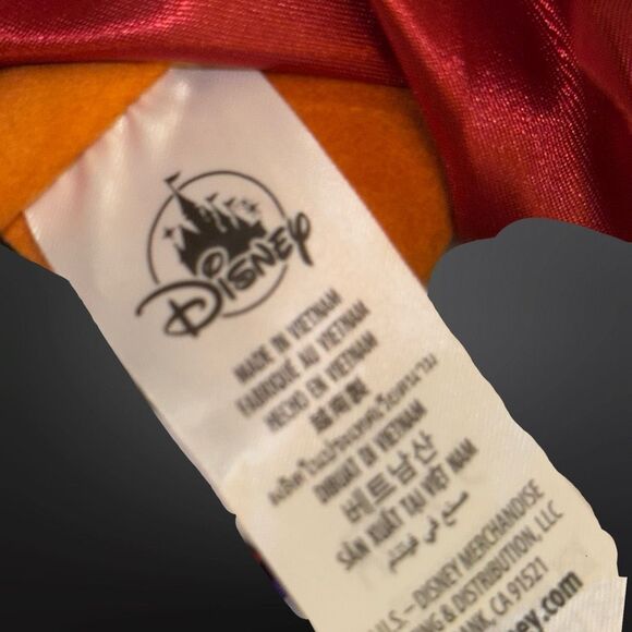 Disney Hocus Pocus Mary Sanderson Plush by Kidrobot 5” - Picture 4 of 5